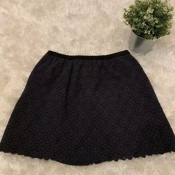 J.CREW Size 4 $98 ‘Lace cottage skirt’ In Dark Blue Color Sold Out at the store - Picture 3 of 5